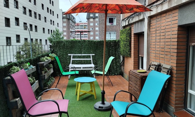 Ibarrekolanda Condo | Bilbao Oasis: 3 Bedrooms with Oceanfront Views & Free Garage