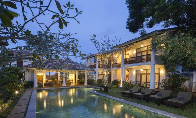 Kaduruduwa House | Experience Bilin Tree House: Family-Friendly with Pool