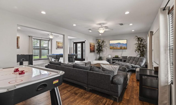 MacGregor House | Ultimate Fun: Billiards, Ping-Pong & Foosball Awaits!