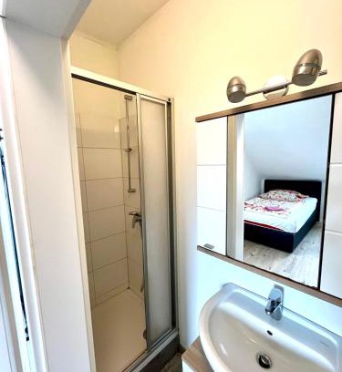 Leoben Apartment | Billige bescheidene Kleinwohnung in Leoben