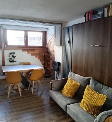 Cervinia Apartment | Idyllic Bilocale Funivie: Pet & Child Friendly Retreat