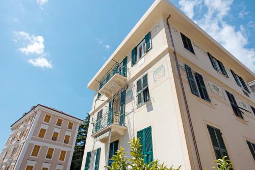 Varazze Apartment | Pet-Friendly Bilocale Mezzano in Central Location