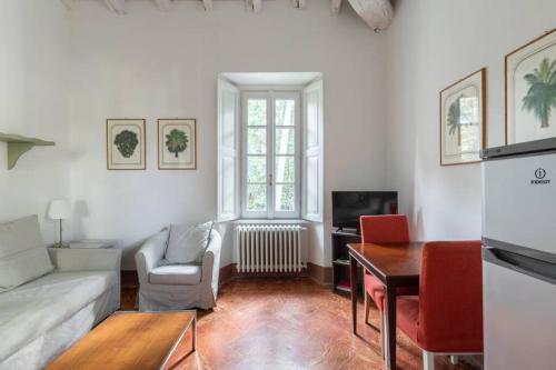 Cernobbio Apartment | Cozy Retreat in the Villa Erba Park - Rated 9.2/10