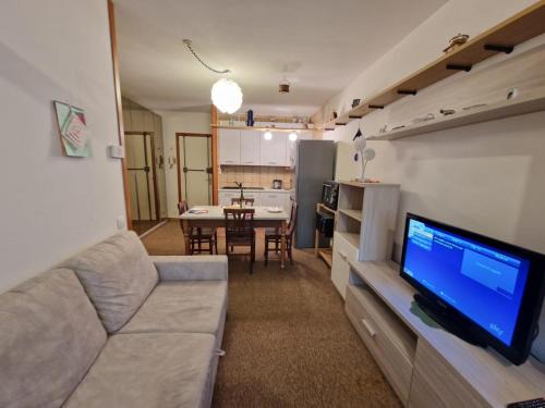 Artesina Apartment | Pet-Friendly Bilocale sulle Piste for Family Getaways