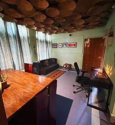 Sualkuchi Apartment | Pet-Friendly Haven: BimBan's Cozy Retreat Awaits You