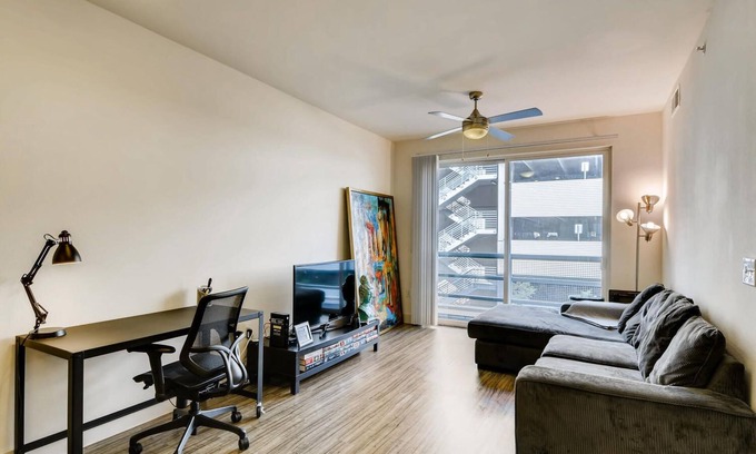 North Burnet Apartment | Extended Stay at Bindel: Pet-Friendly & Family Welcoming
