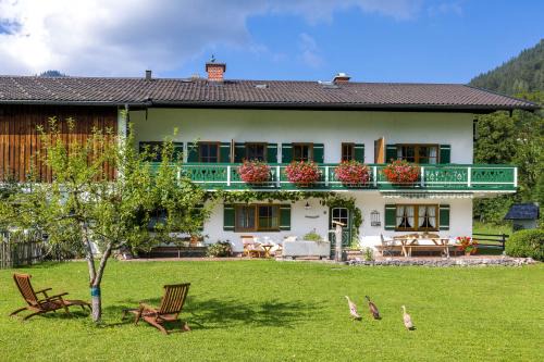 Ramsau bei Berchtesgaden Apartment | Oceanfront Bindenhäusl in Ramsau - Guest Rated 10/10