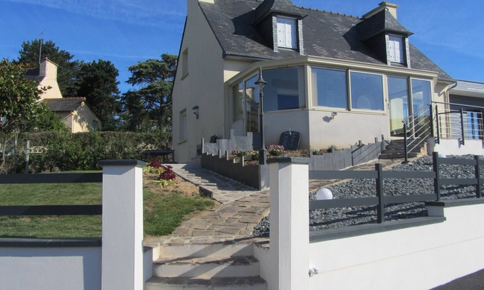 Binic House | Seaside Retreat in Binic, Bretagne - Perfect for Families