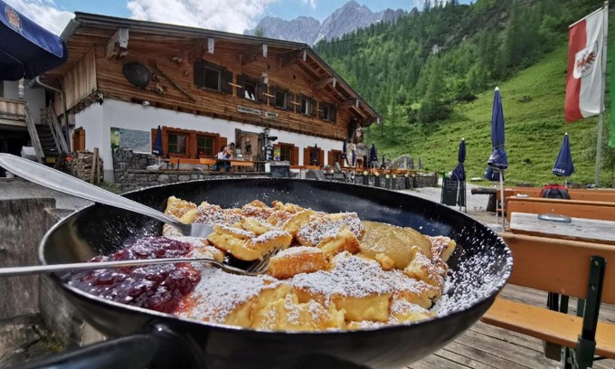 Eng Alm House | Exceptional Binsalm- Schutzhütte: Family-Friendly Retreat