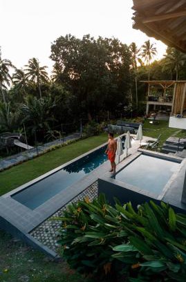Mambajao Resort | Cozy Bintana sa Paraiso: Oceanfront Retreat with Spa