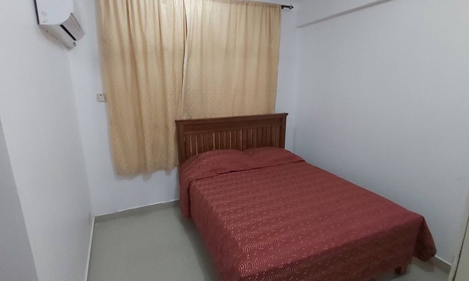 Oyster Bay Apartment | Budget-Friendly Binti's Cosy Nest with Kitchen Amenities