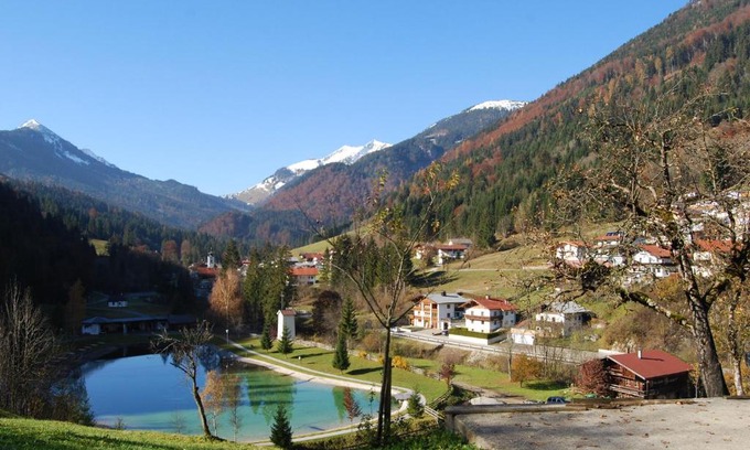 Landl Apartment | Pet-Friendly Retreat at Bio-Bauernhof "Hecherhof" - 9.3/10