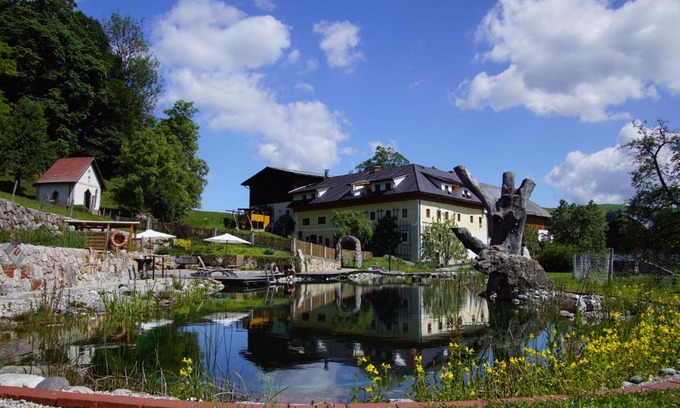 Laussa House | Family-Friendly Getaway at Bioferienhof Brückler, Rated 9/10