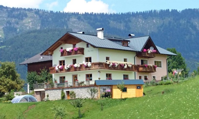 Abtenau House | Tranquil Stay at Biohof Haus Wieser with Oceanfront Views