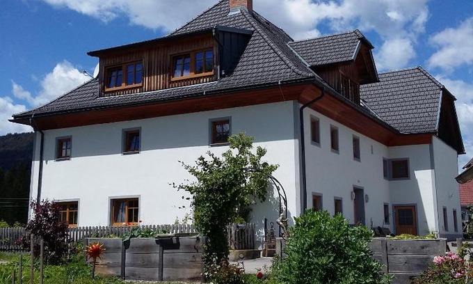 Zeutschach House | Family-Friendly Retreat at Biohof Köck Tonibauer, Rated 9.4