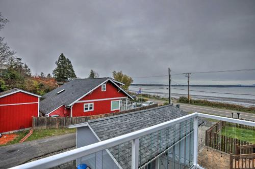 Birch Bay House | Birch Bay Retreat: Crabbing, Boating & Golfing Awaits!