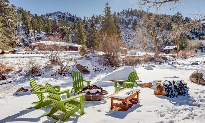 Lyons Cabin | Idyllic Birch Cabin: Scenic Mountain Views & River Plunge!