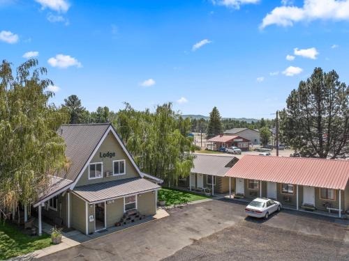 Cascade Apartment | Birch Glen Hotel
