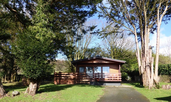 Newton Stewart House | Birch Lodge 23 with Hot Tub, Newton Stewart