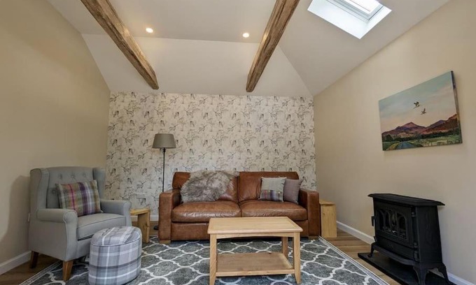 Pitlochry House | Top-Rated Stay at Birchwood Bothy: A Guest Favorite!