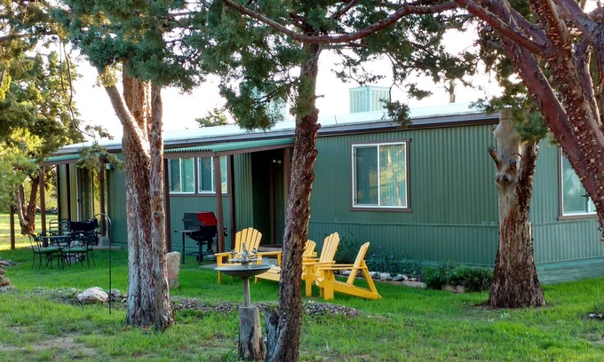 Sierra Vista Southeast House | Birders Paradise: Ideal Retreat with Pool and Spa Amenities
