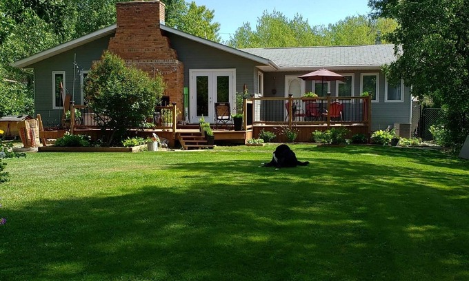 Sandy Hook House | Birdie On Eight: Full House with Ocean View, 5 Min to Beach