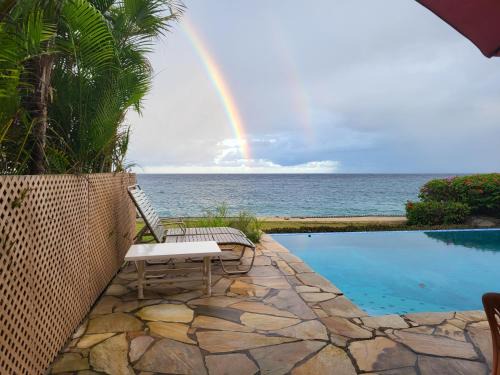 Black Rock Apartment | Unwind at Birdie's Nest: Oceanfront Getaway with Pool