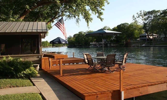 Seguin House | Guest Rated 10/10: Birdnest Family Lake House with Pool
