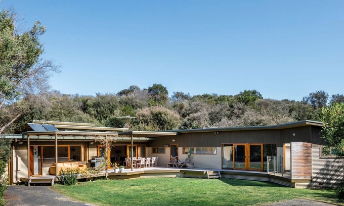 St. Andrews Beach House | Indulge at Birdsong Hideaway - St Andrews Beach Retreat