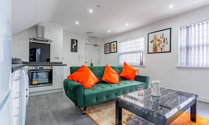 Birmingham Apartment | Chic and Cozy Apartment with Pet-Friendly Amenities