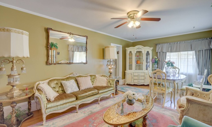 Shannon House | Relaxing Birmingham Home with Yard Close to Downtown!