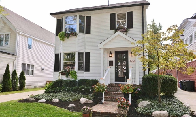 Birmingham House | Discover Birmingham: Colonial Retreat with Private Yard