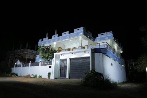 Irampaikkulam Apartment | Budget-Friendly Stay at Birunthavanam with Great Amenities