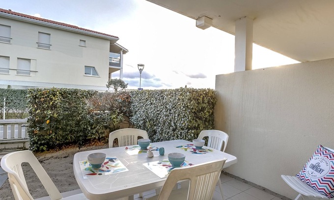 Biscarrosse Plage Apartment | Relaxing 3-Bedroom Apartment at Biscarrosse Plage