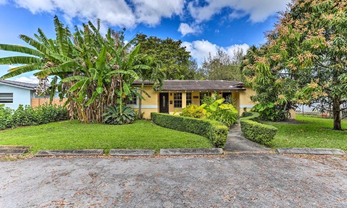 Biscayne Park House | Charming Biscayne Park Home Rental Steps from Downtown Miami