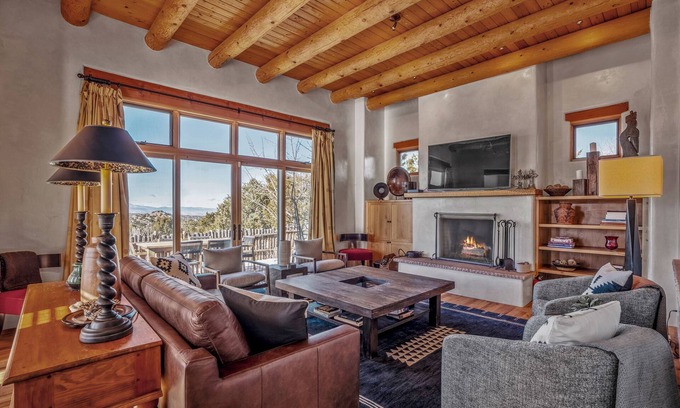 Tesuque House | Experience Comfort at Bishop's Lodge Villa 11F with Pool