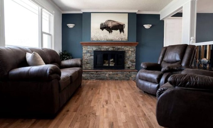 Great Falls House | Discover Bison House: Family-Friendly Montana Retreat
