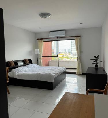 Bang Na Apartment | Bitec Bangna