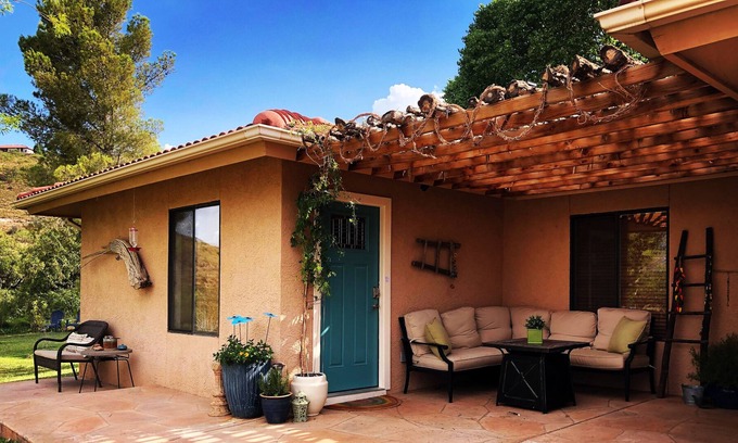 Clarkdale House | Hilltop Oasis: Bitter Creek Villa Suite with Hot Tub & Kayaking
