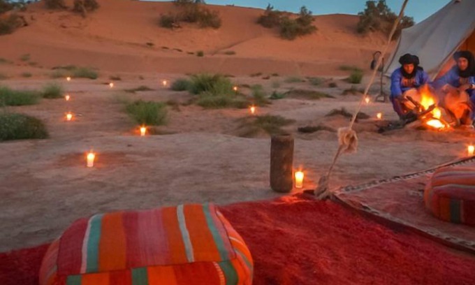 M'Hamid El Ghizlane RV Rental | Experience Bivouac les Hommes Bleus: Pet-Friendly Camp Retreat