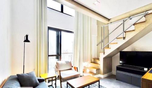 Republica Apartment | Modern Duplex with High-Speed Internet and Great Views