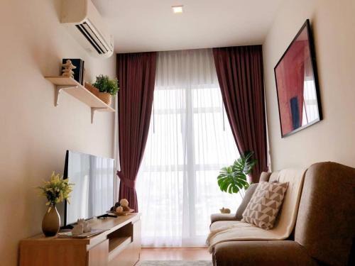 Bang Na Apartment | BKK Downtown2min walk toBTS