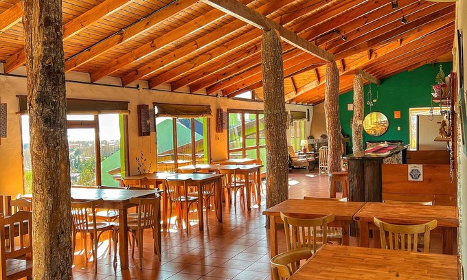 Macrozona Meseta Cerro Calafate Hotel | Outstanding BLA Lodge: Spa, Breakfast & Family-Friendly Stay