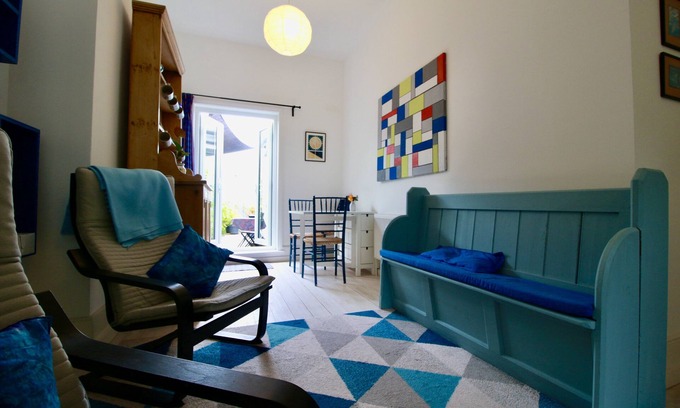 Seaford Apartment | Blachington Cottage: Central Location for Family Getaways