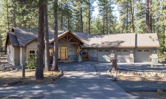Black Butte Ranch House | Black Butte Ranch South Meadow 119