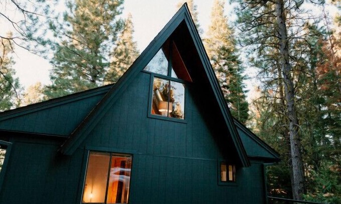 Black Butte Ranch Cabin | Unforgettable Black Butte Ranch Cabin Retreat with Pool