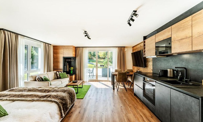 Schluchsee Apartment | Relax in Black Forest Apartment Bärenhöhle with Sauna