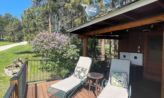 Deadwood House | Discover Nemo Cottage: Family-Friendly Retreat in Black Hills