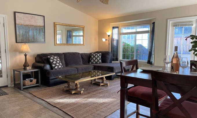 Nipomo House | Black Oak House: Ideal Retreat by Golf Resorts and Beach