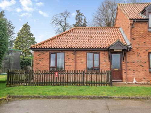 Norwich House | Pet-Friendly Blackberry Hotel: 4-Star Stay, Rated 9/10